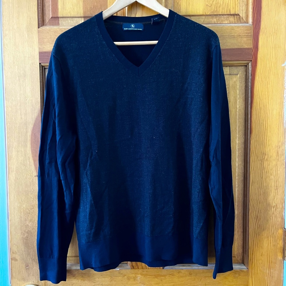 V neck sweater